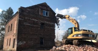 Демонтаж кирпичного дома Пушкин, цена от 2927 руб.
