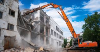 Промышленный демонтаж зданий Пушкин, цена от 2927 руб.